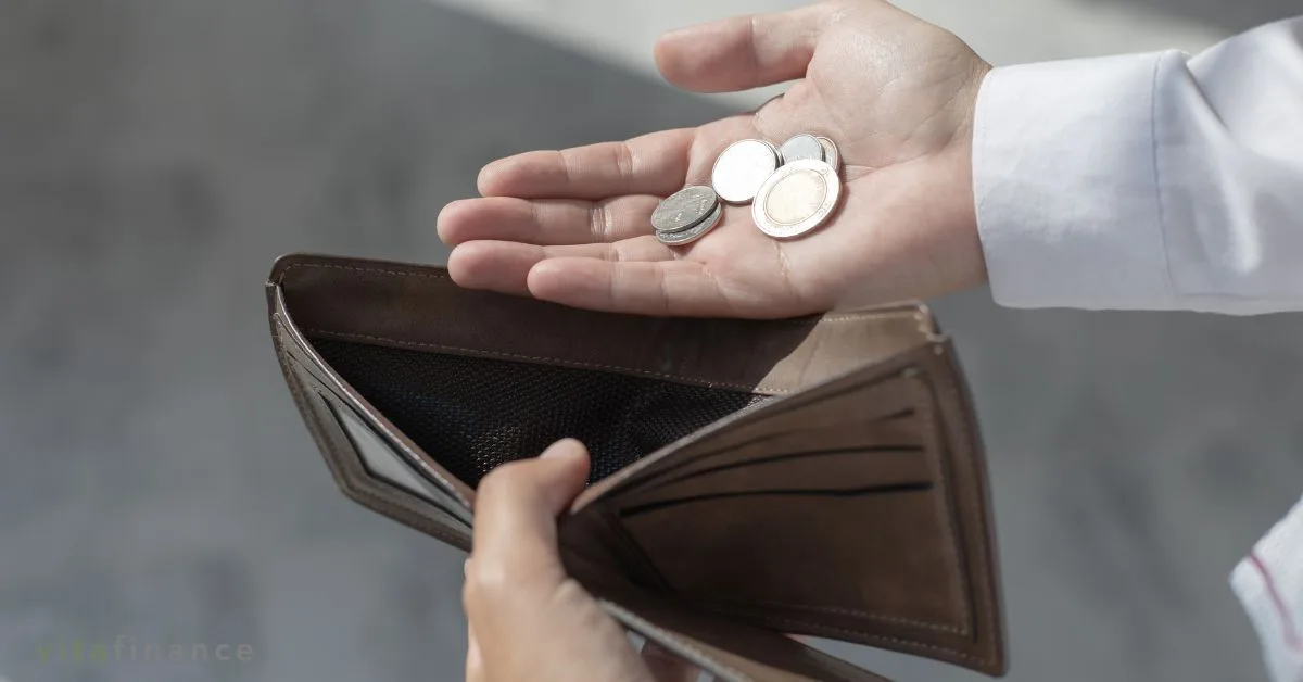 Inflation in der Schweiz beeinflusst die reale Rendite und Kaufkraft erheblich. Erfahre, wie du mit dem Zinseszinsrechner realistische Werte berechnest und dein Vermögen langfristig vor Geldentwertung schützt.